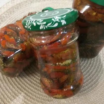 Вяленые томаты с прованскими травами