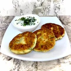 Сырники с сыром и зеленью