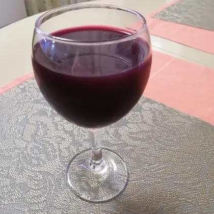 Напиток из винограда сорта 'Изабелла'