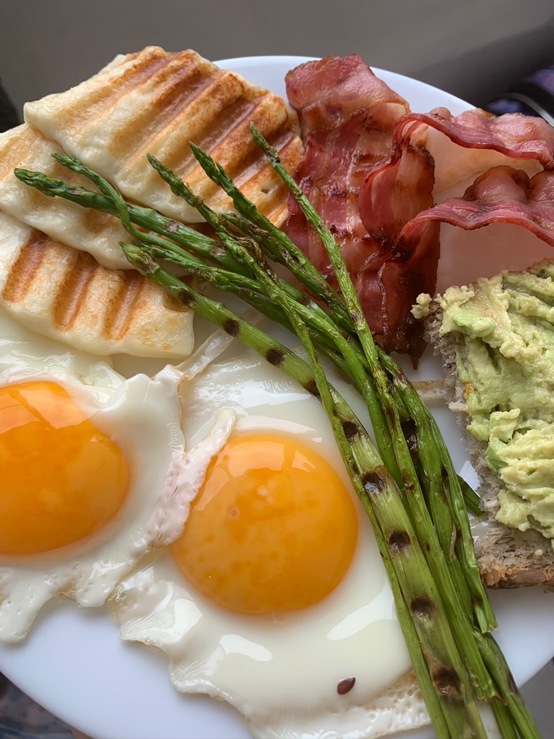 Один из вариантов вкусного и сытного завтрака🍳