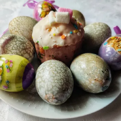 Пасхальные яйца (красим каркадэ)