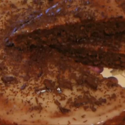 Шоколадный пирог с какао, яблоками и ванильным кремом🥮
