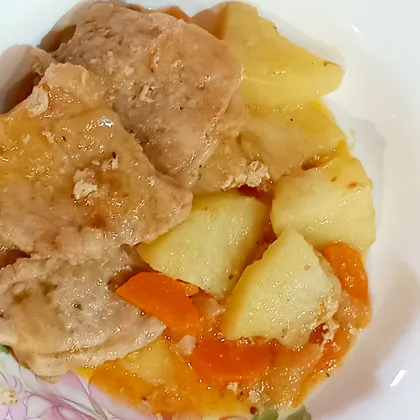 Корейка тушеная с овощами