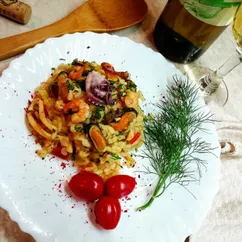 Испанская паэлья с курицей и морепродуктами🍚🍤🍗🌶️🍅