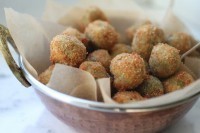 Закуска острая из жареных оливок с сыром