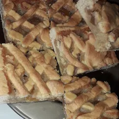 Пирог с вареньем из ранетки 🥧