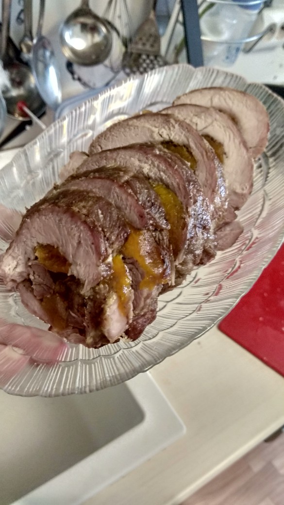 Рулет с курагой
