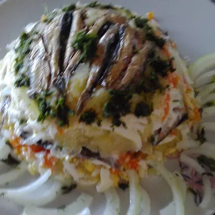 Слоеный салат со шпротами 'Шпроты на снегу'