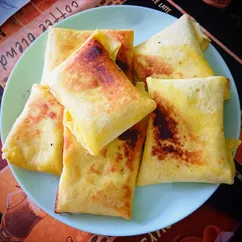 Конвертики из сырных лепешек
