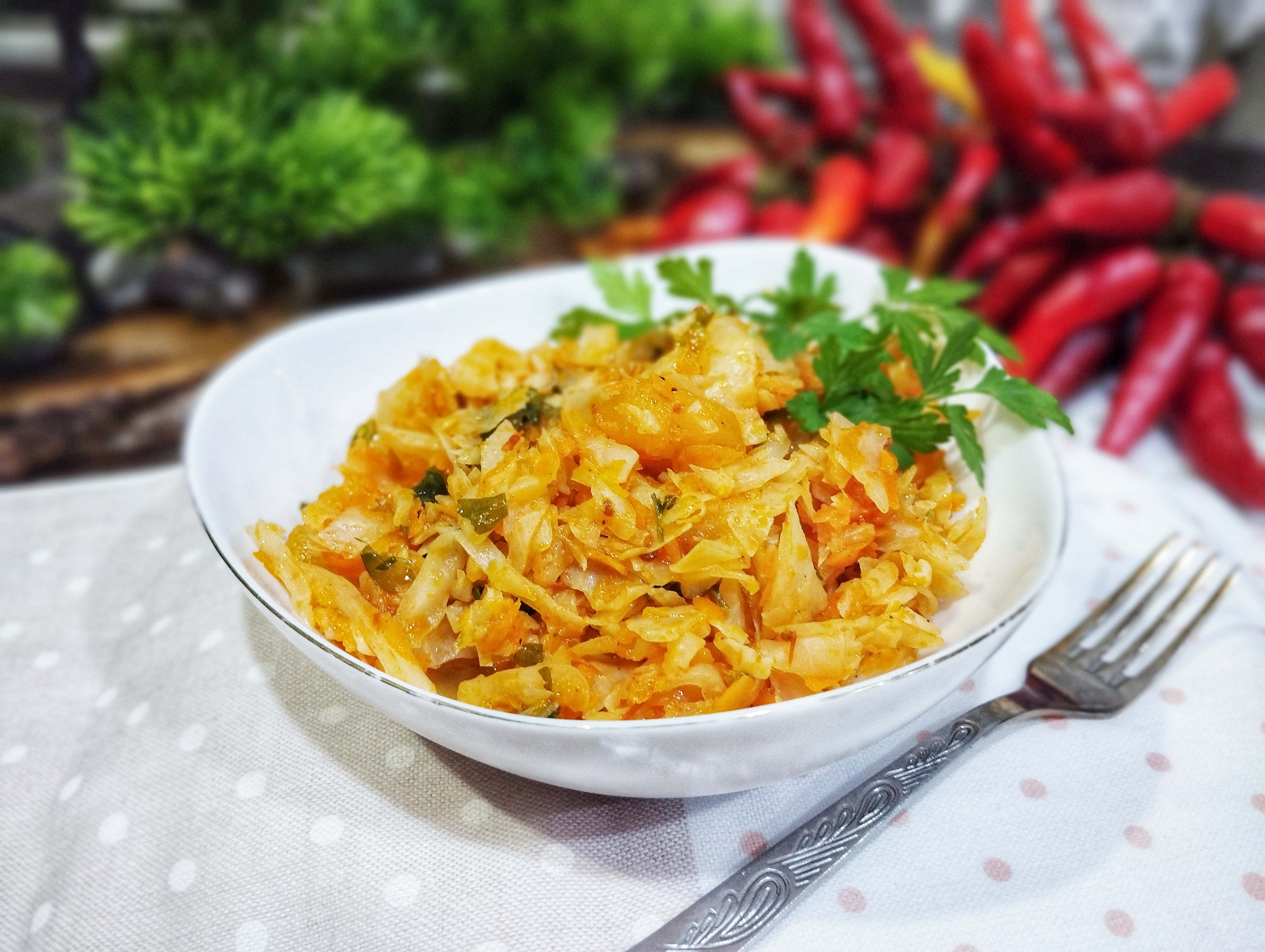 Тушеная капуста с тыквой