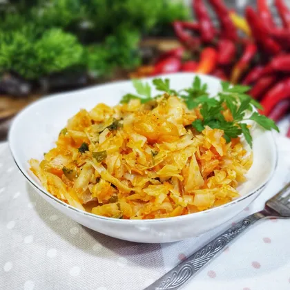 Тушеная капуста с тыквой