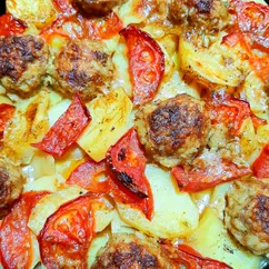 Мясные шарики с овощами в духовке♨️