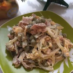 Салат из копчённой курицы