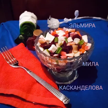 Салат из овощей с картофелем и сыром