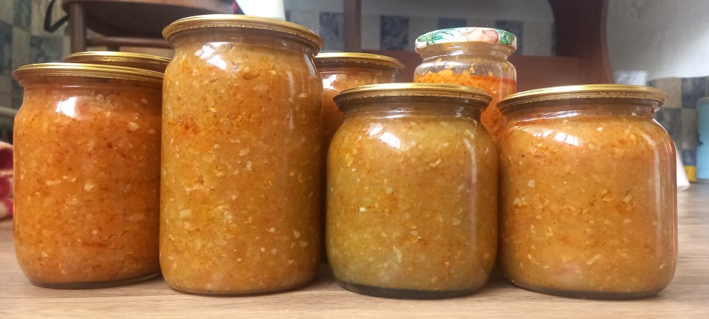 Aджика из кaбачкoв
