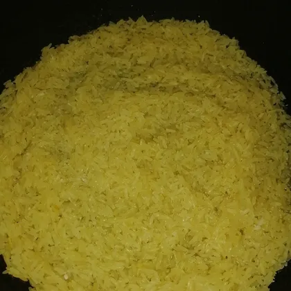 Рис рассыпчатый на гарнир