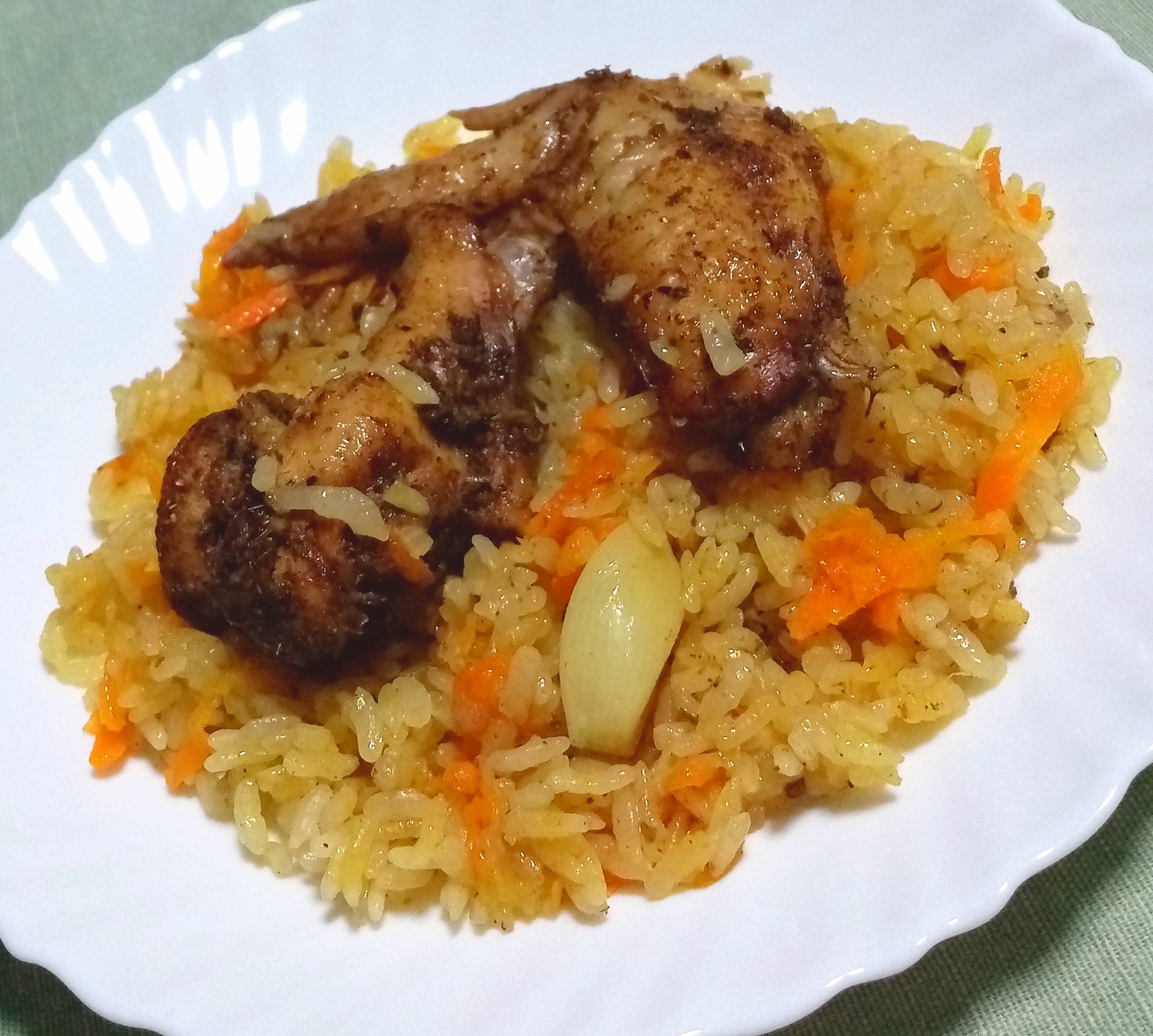 Куриные крылышки со вкусом шашлыка с рисом в духовке 