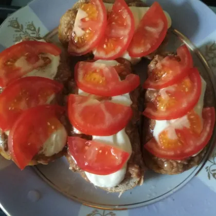 Хрустящие бутерброды с килькой в томате