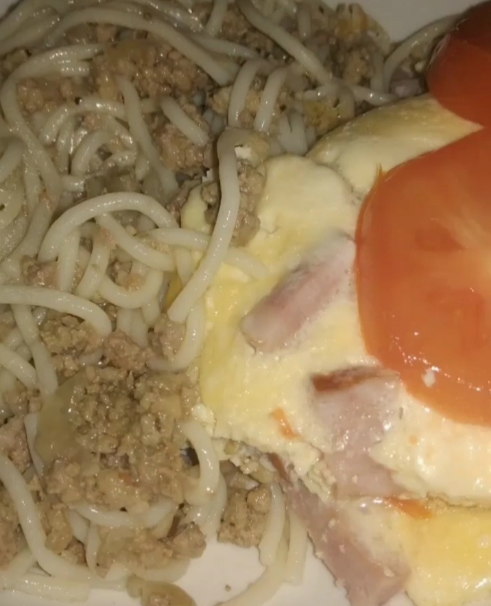 Омлет и макароны "по-флотски"