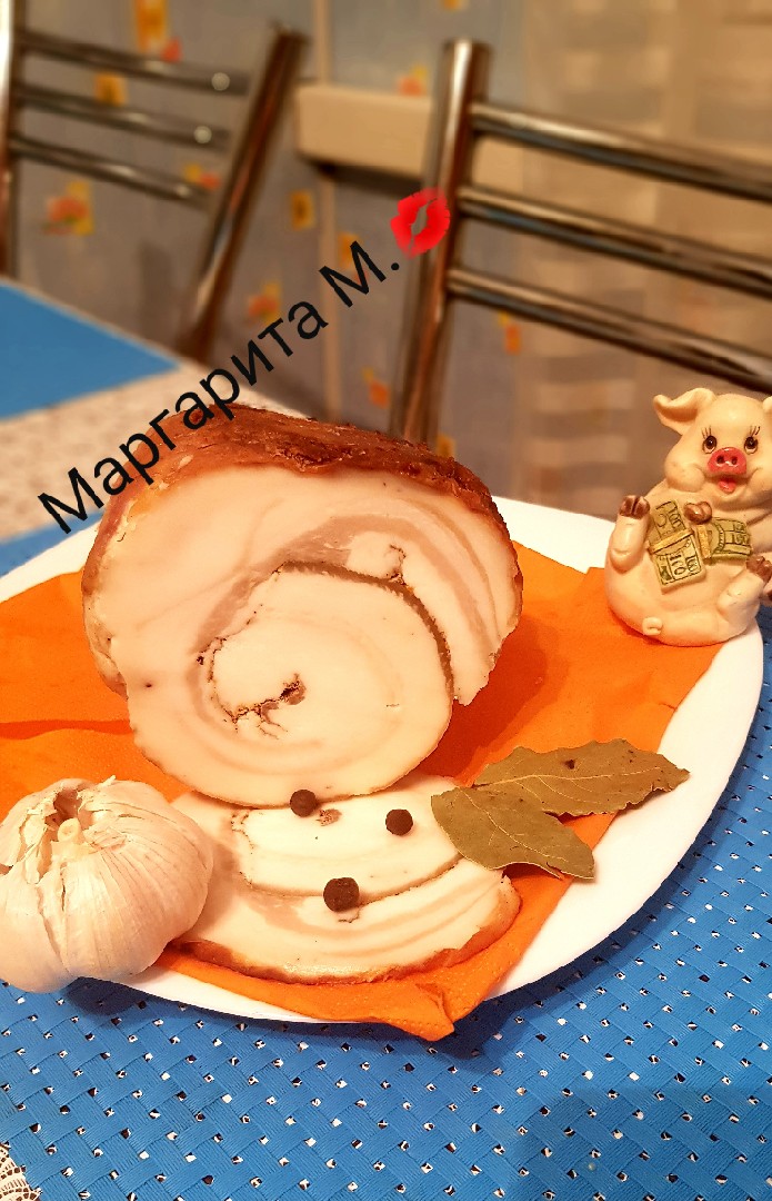 Рулет из свиной брюшины в духовке