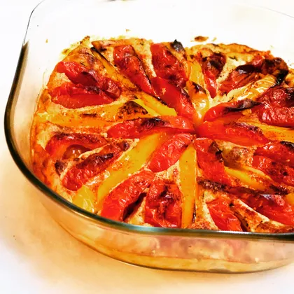 Нежная и яркая вкуснятина для похудения - творожная запеканка с томатами и сладким перцем