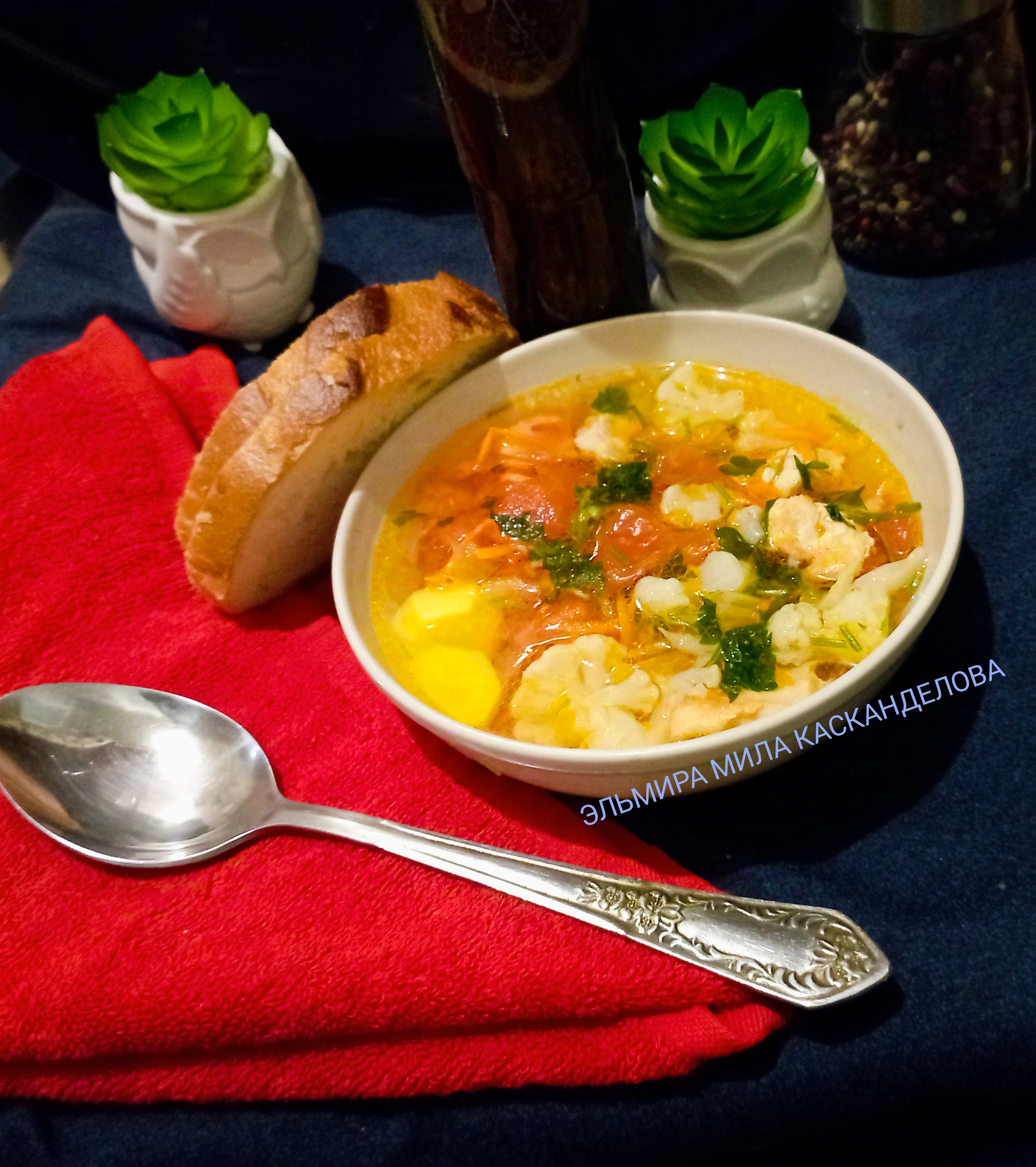 Куриный суп с цветной капустой