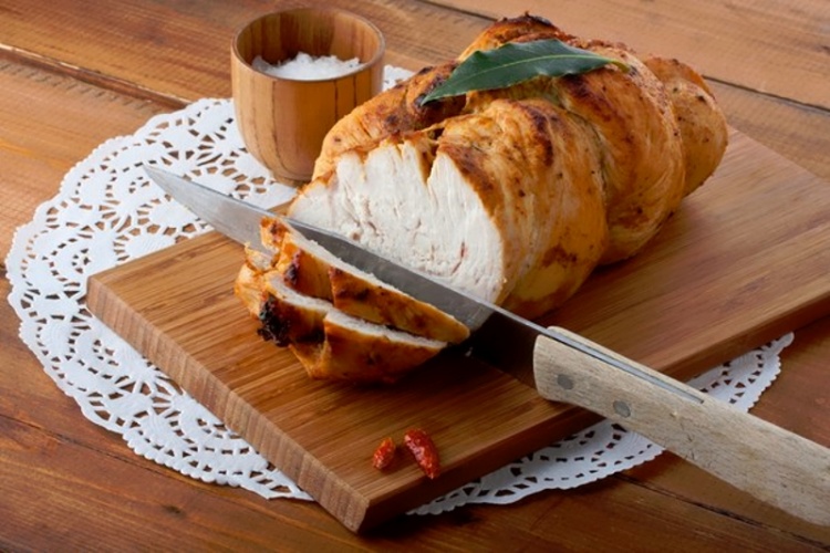 Куриная пастрома с мёдом и горчицей
