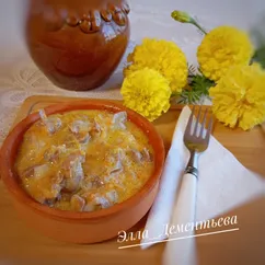 Куриные желудки тушёные со сметаной