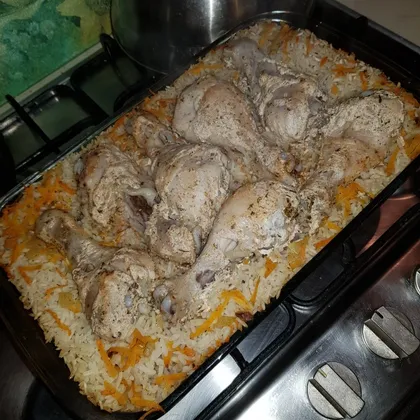 Рис с куриными ножками в духовке