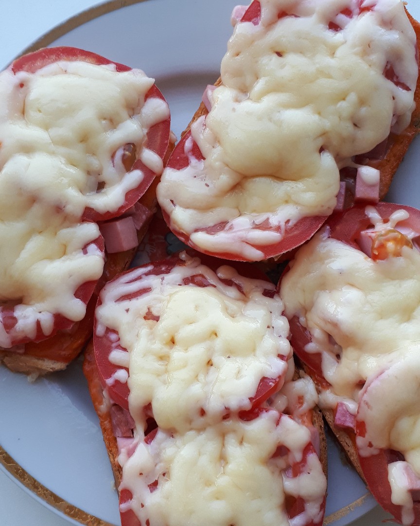 Пицца на хлебе