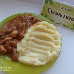 Гуляш из свинины