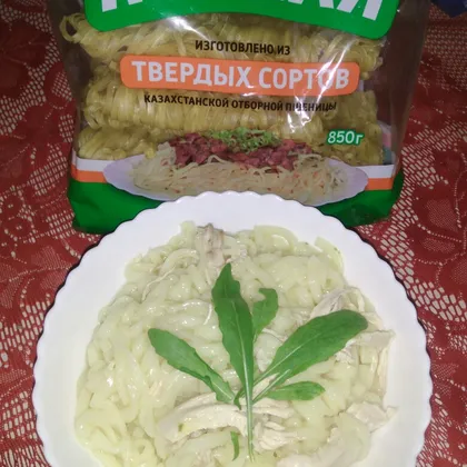 Яичная лапша с курицей