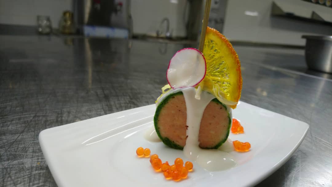 Мусс из форели со шпинатом