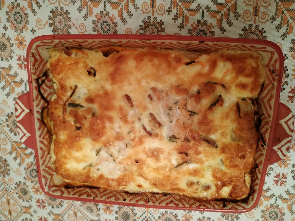 Запеканка из горбуши с овощами