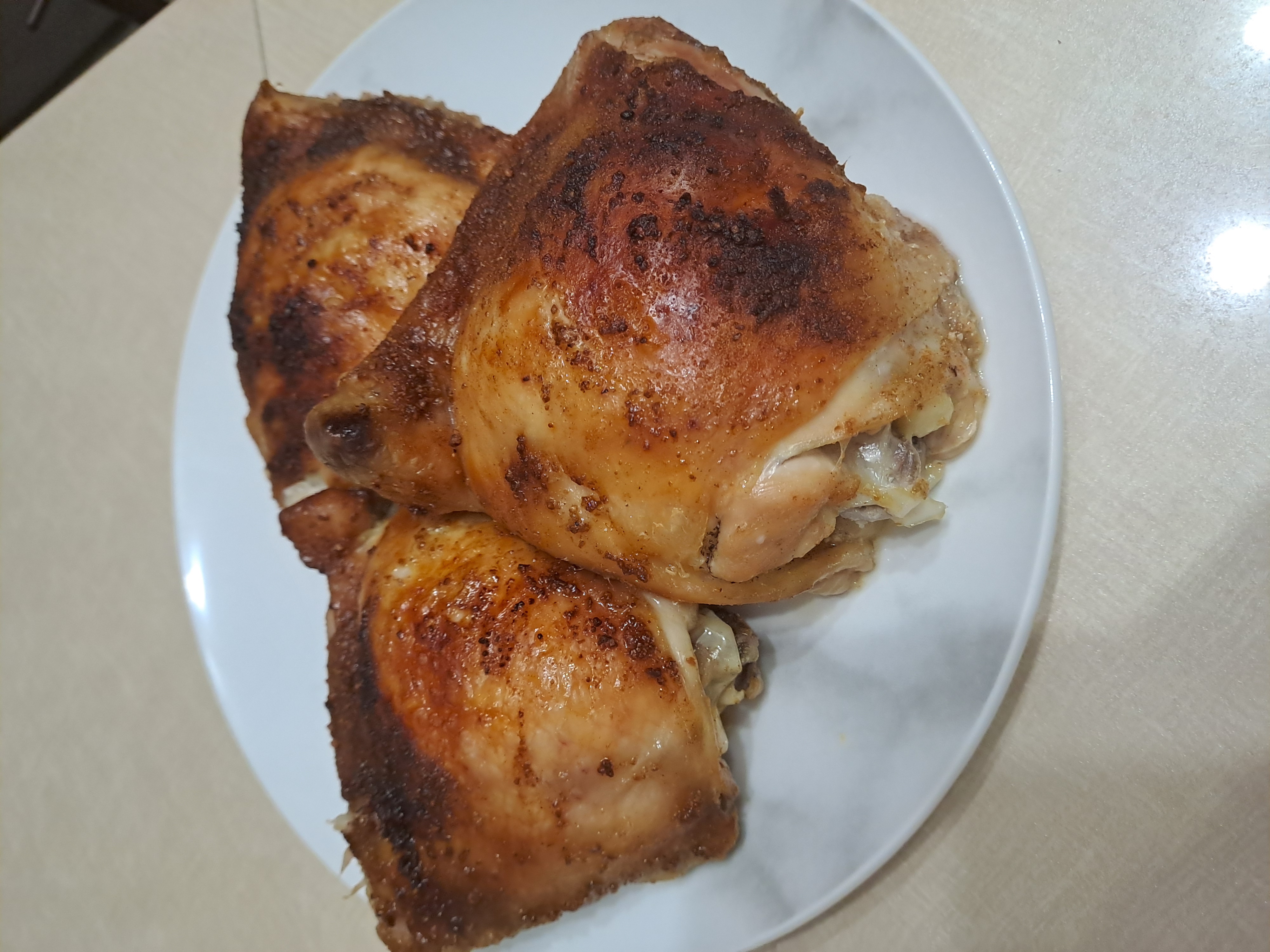 Ароматные бедра в духовке