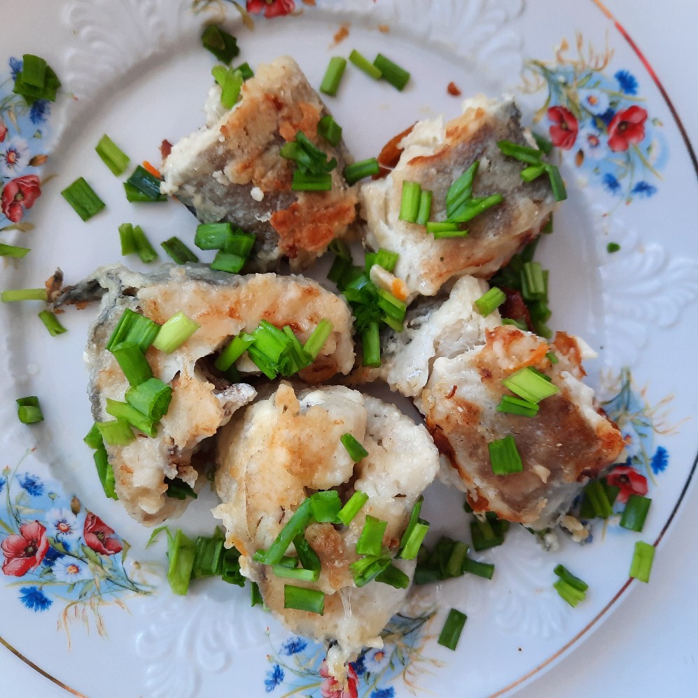 Жареный минтай на сковороде - Пошаговый рецепт с фото. Вторые блюда. Блюда с рыбой и морепродуктами