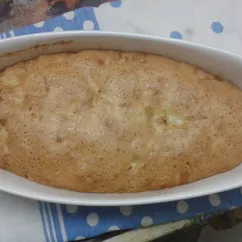 Шарлотка с яблоками