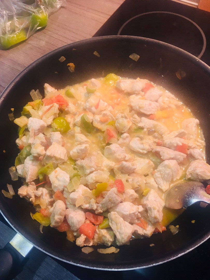 Говядина с овощами на сковороде с соевым соусом: простой и быстрый рецепт - the Вкусно