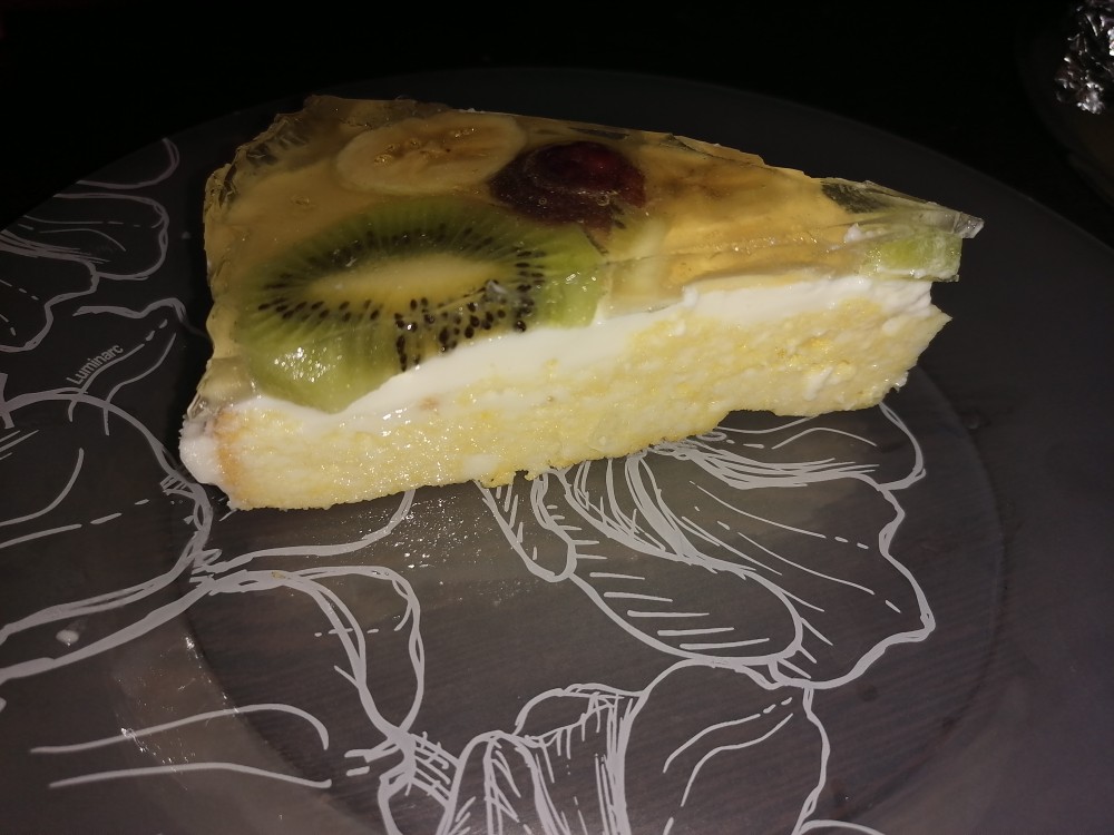 Желейный торт со сметаной и бисквитом - рецепт автора Кристина