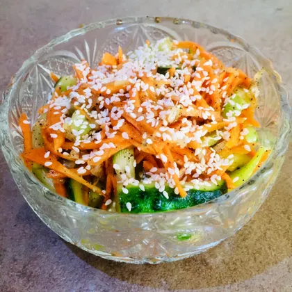 Салат из огурцов и моркови «По-корейски»