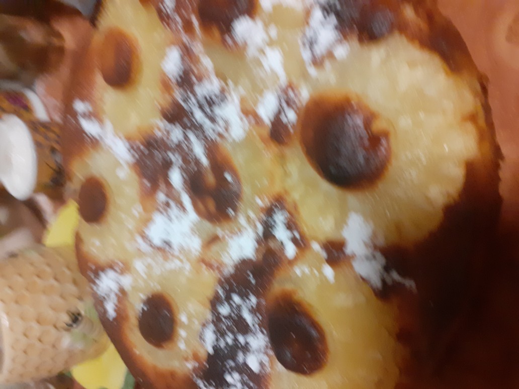 Пирог с ананасами