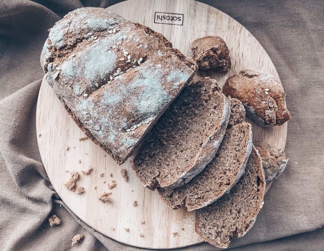Как приготовить простой хлеб в микроволновке?
