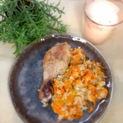 Куриные голени с рисом и морковью