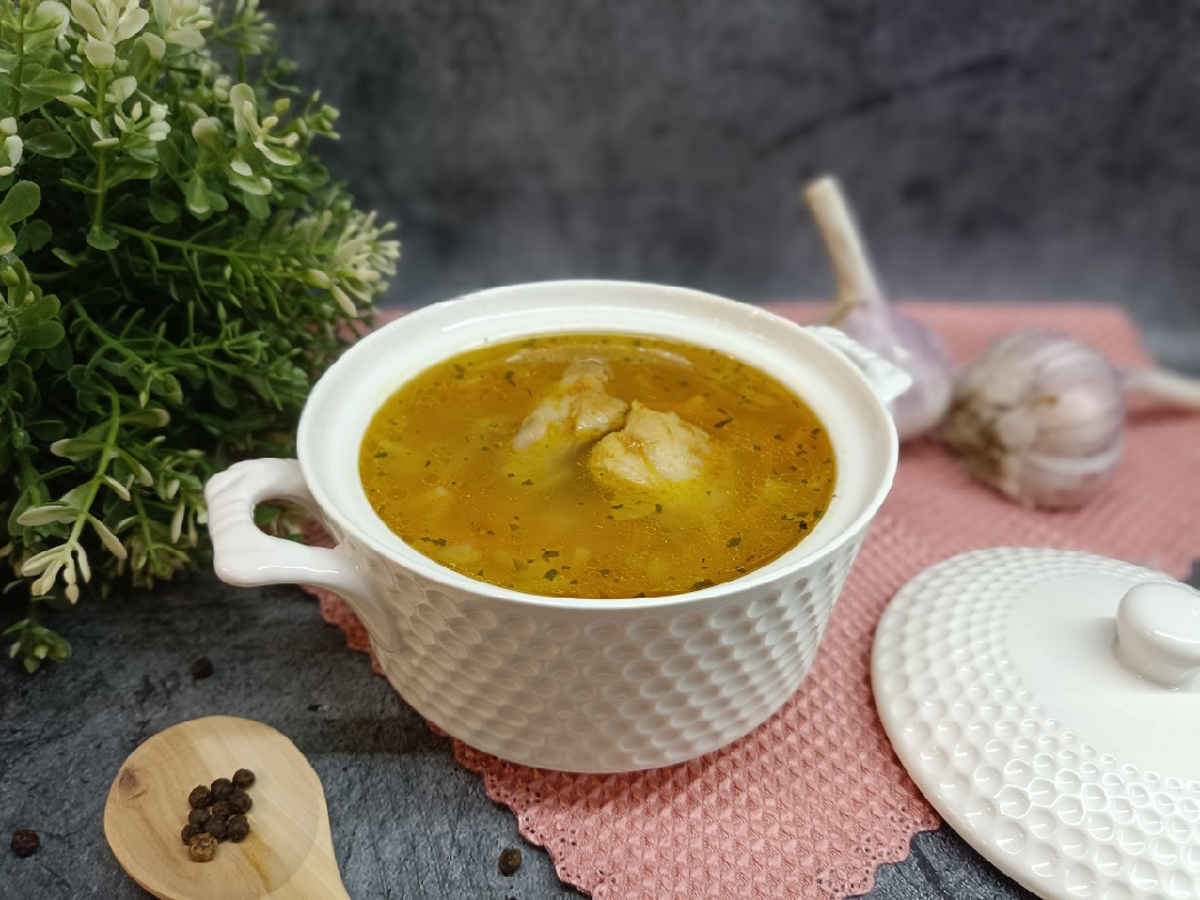Куриный суп с вермишелью и тыквой
