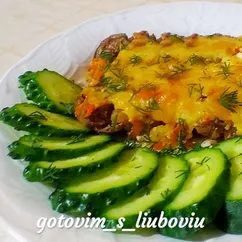 Куриная печень с овощами