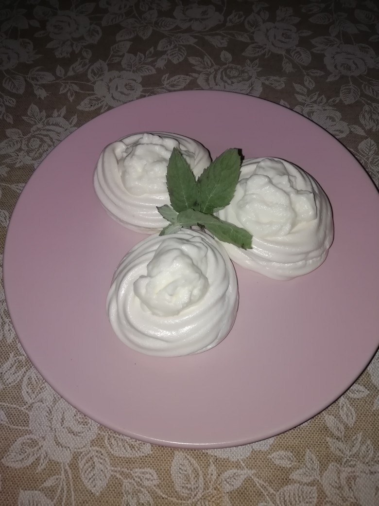 Пирожное Павлова