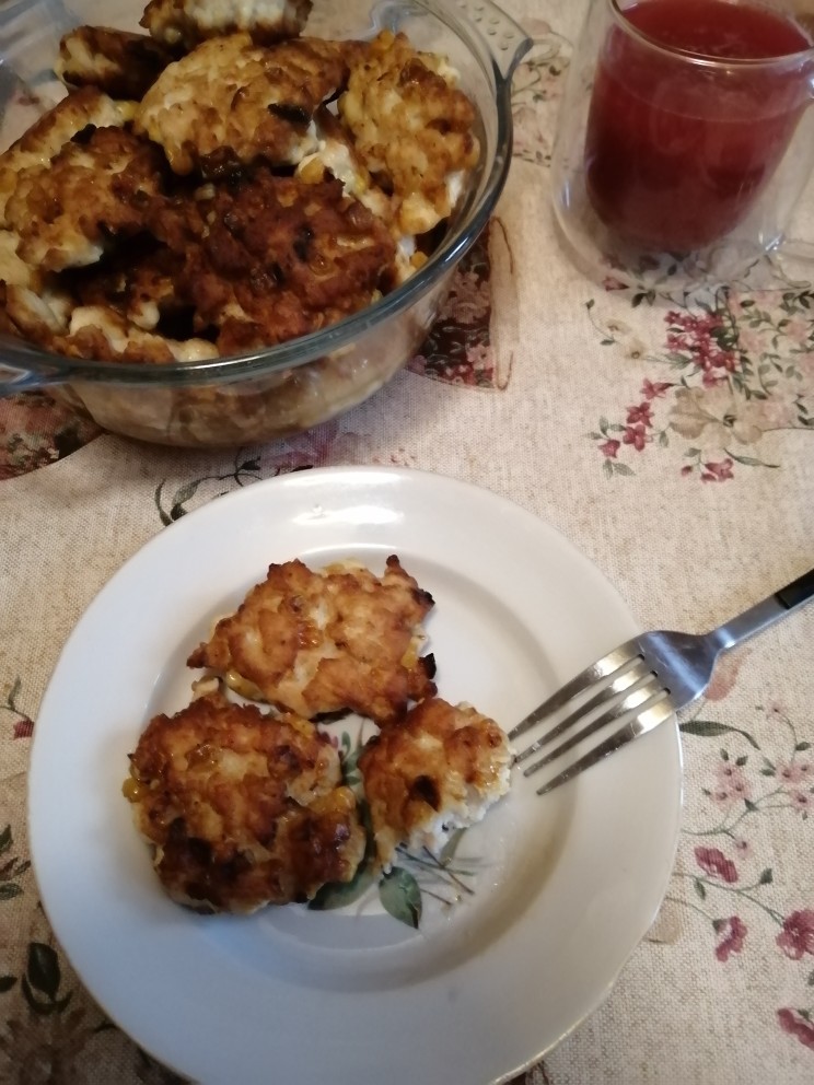 Рубленые котлеты из индейки с сыром и кукурузой