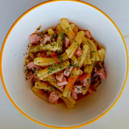Макароны с колбасой 🍝