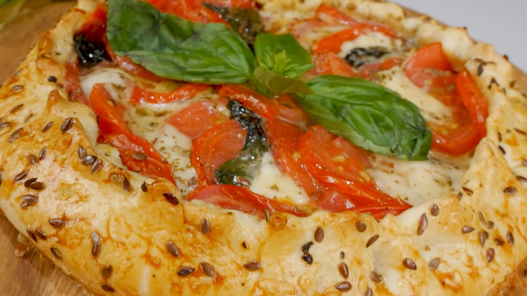 Галета Капрезе. Оригинально, вкусно, красиво