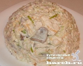 Салат из куриного филе и зеленой редьки "жакки"
